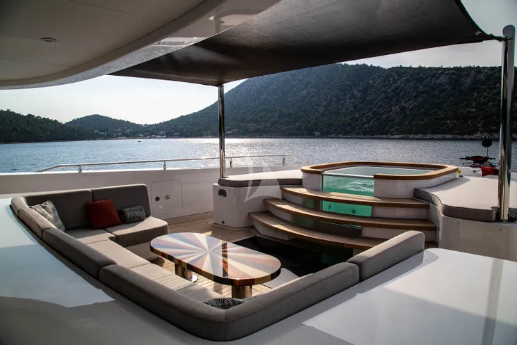 hot tub on a yacht