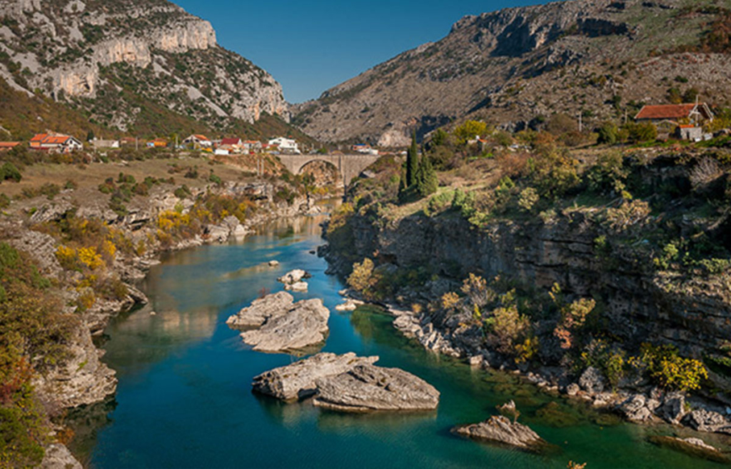 Banks of Moraca River - Tourism Organisation of Podgorica.