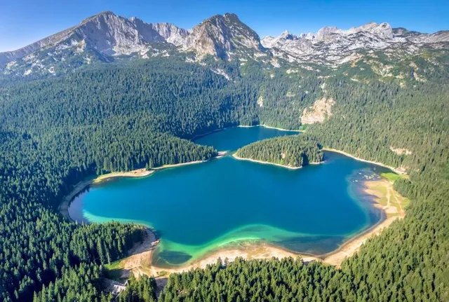 Black Lake 