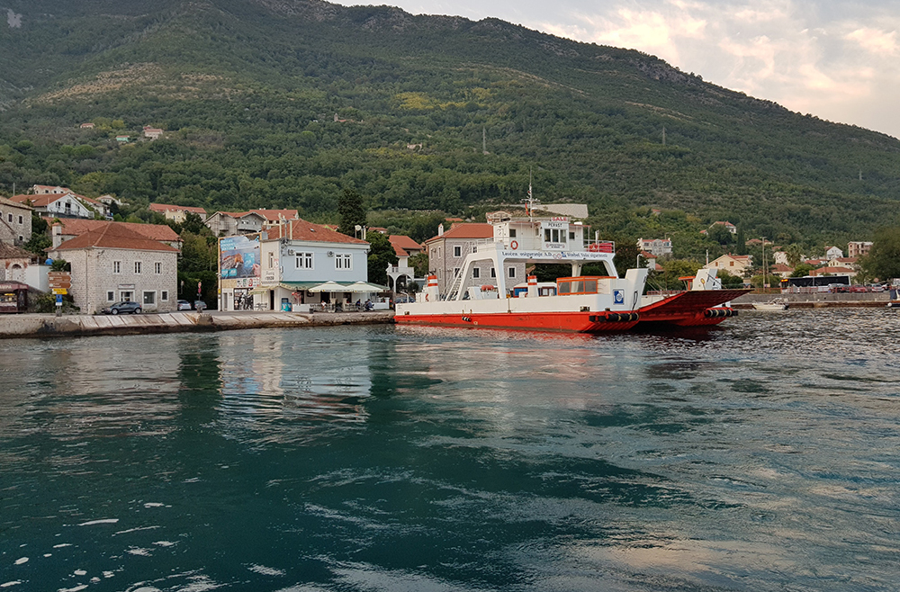 Ultimate guides to ferries in Kotor