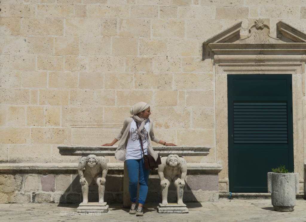 Modest clothing for visiting cultural landmarks