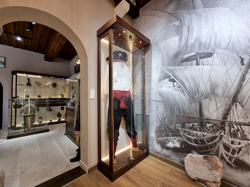 Traditional pirate clothes
