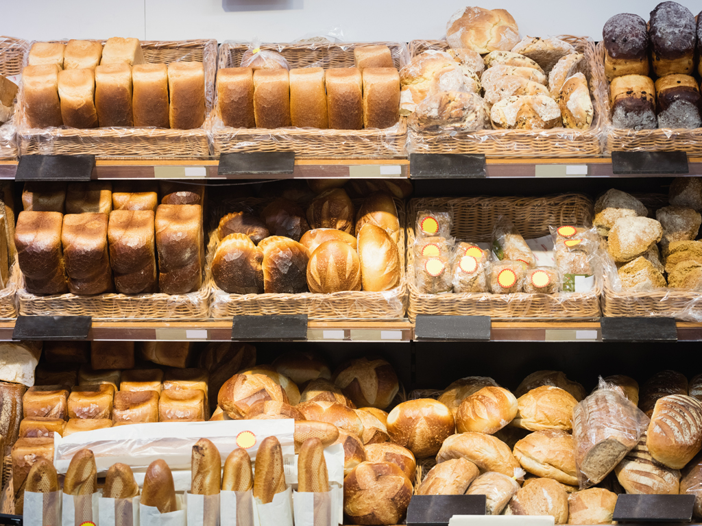 Shelves in bakeries 