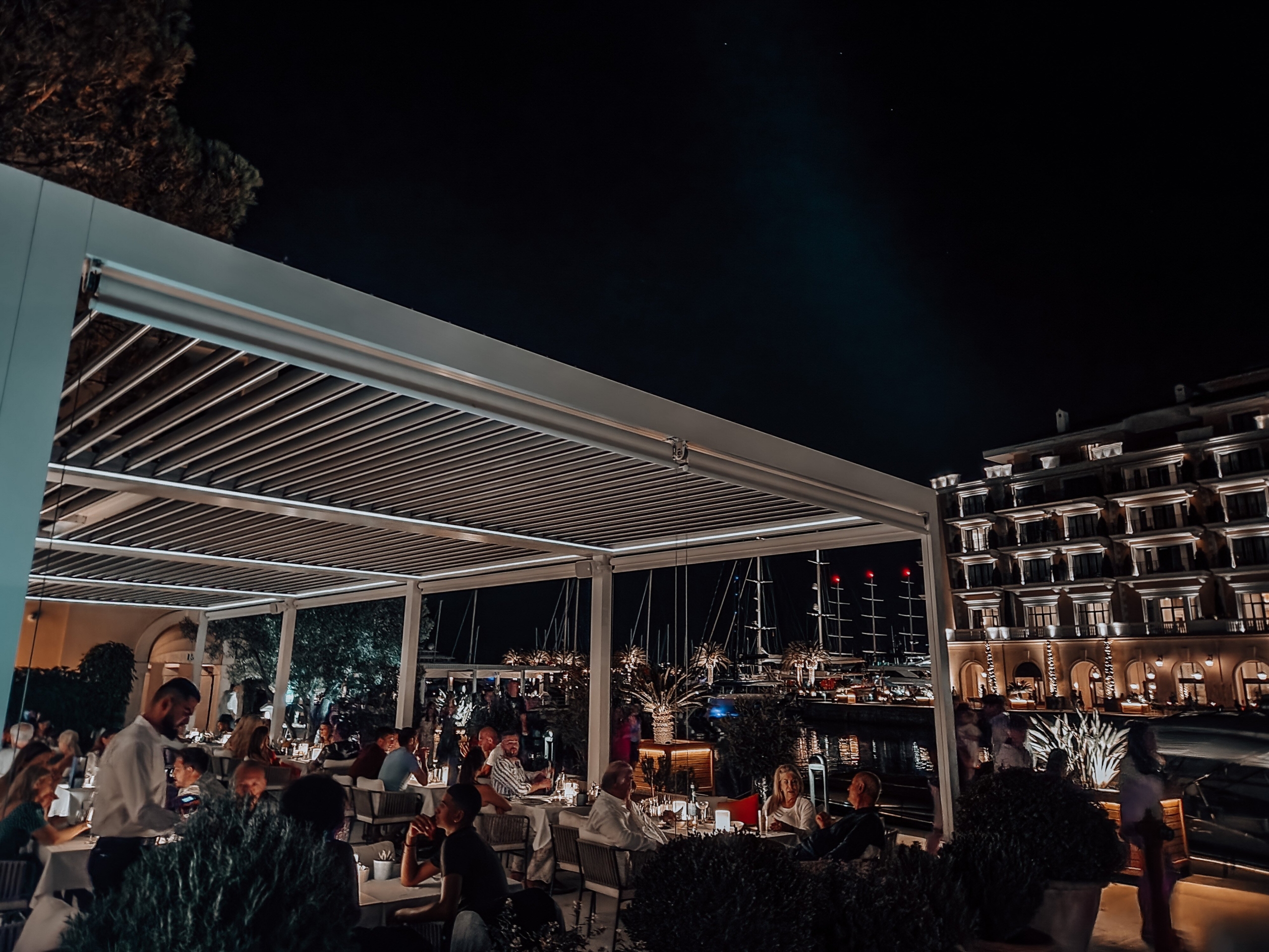 Late-night eats in Tivat